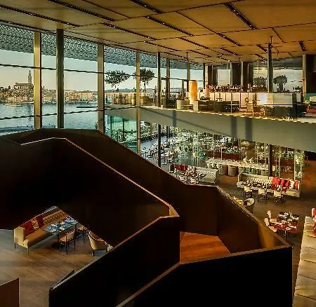 Park Hotel 3*