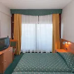 Ξενοδοχείο Park 3*