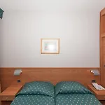 Park Ξενοδοχείο 3*