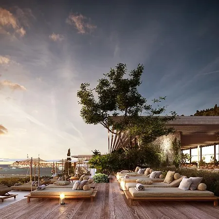 Park 3* ロヴィニ